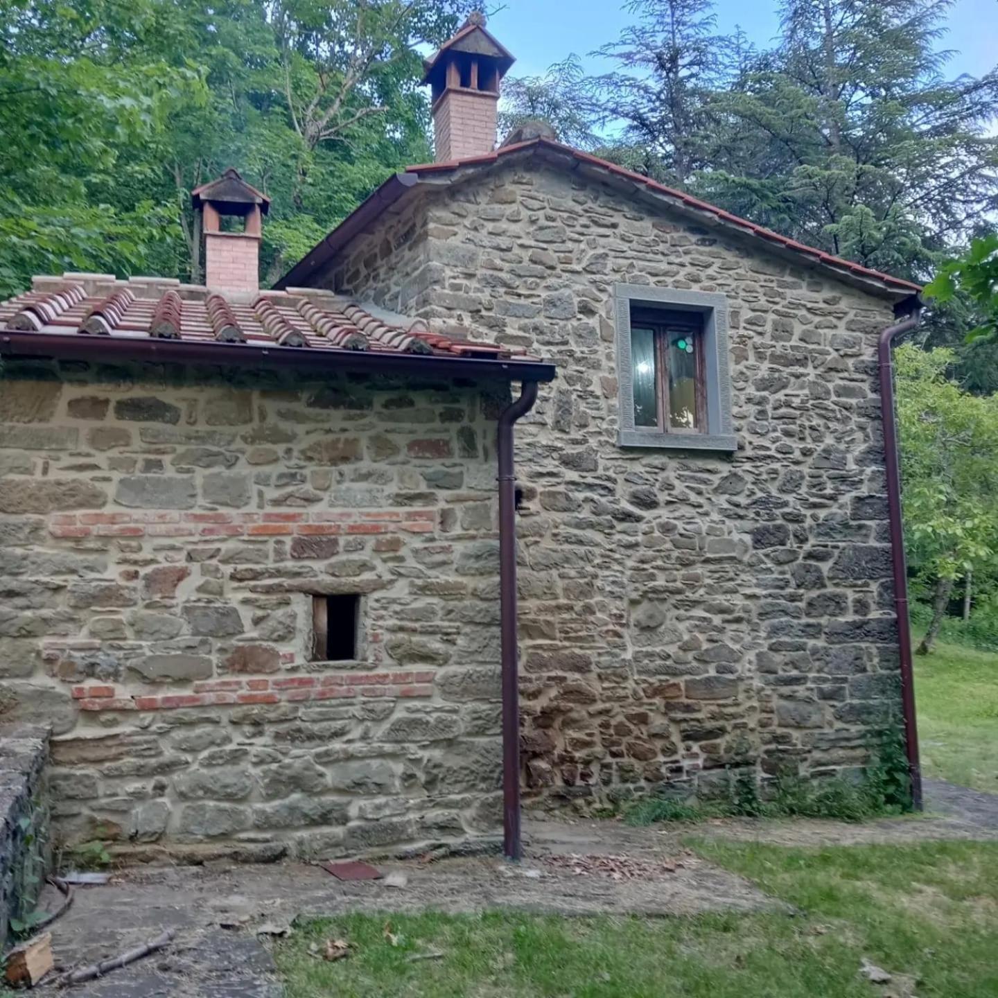 Rifugio Asqua Poppi Exterior foto